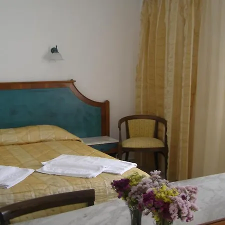 Отель Myconian Sunrise Relais & Chateaux