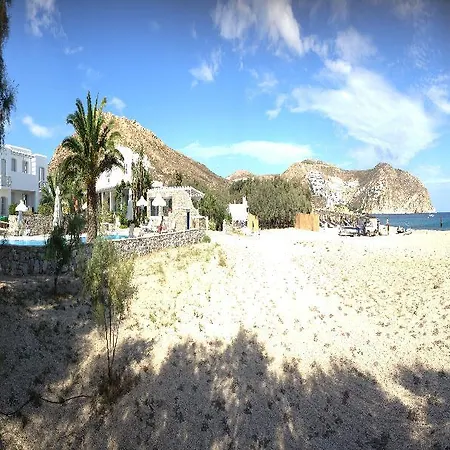 Myconian Sunrise Relais & Chateaux Αγράρι