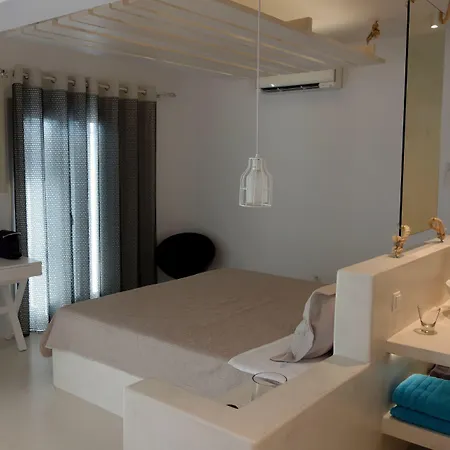 Myconian Sunrise Relais & Chateaux Hotel